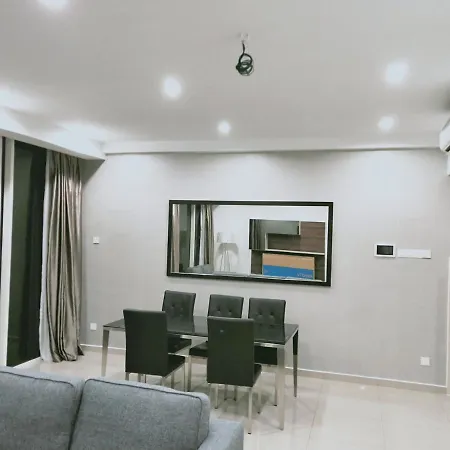5 Guests With Netflix & Disney Plus @ Puteri Harbour Nusajaya  Exterior photo